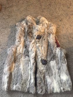 Authentic fox fur vest. Small