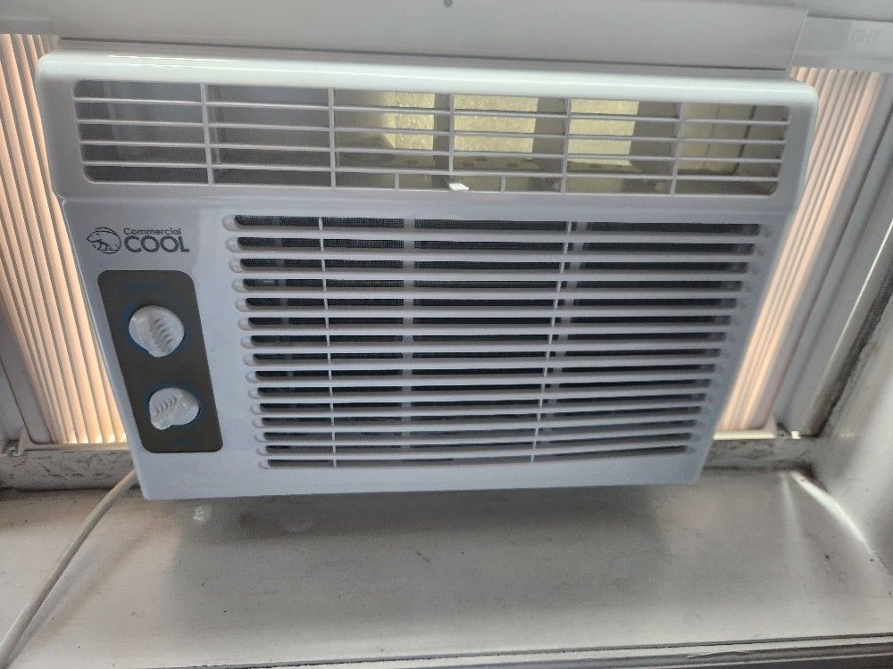 Window Air Conditioner 5000BTU