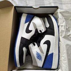 Jordan 1 Mid