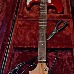 Squier Classic Vibe '60s Stratocaster Electric Guitar (Candy Apple Red)