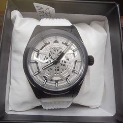 Invicta speedway rim quartz