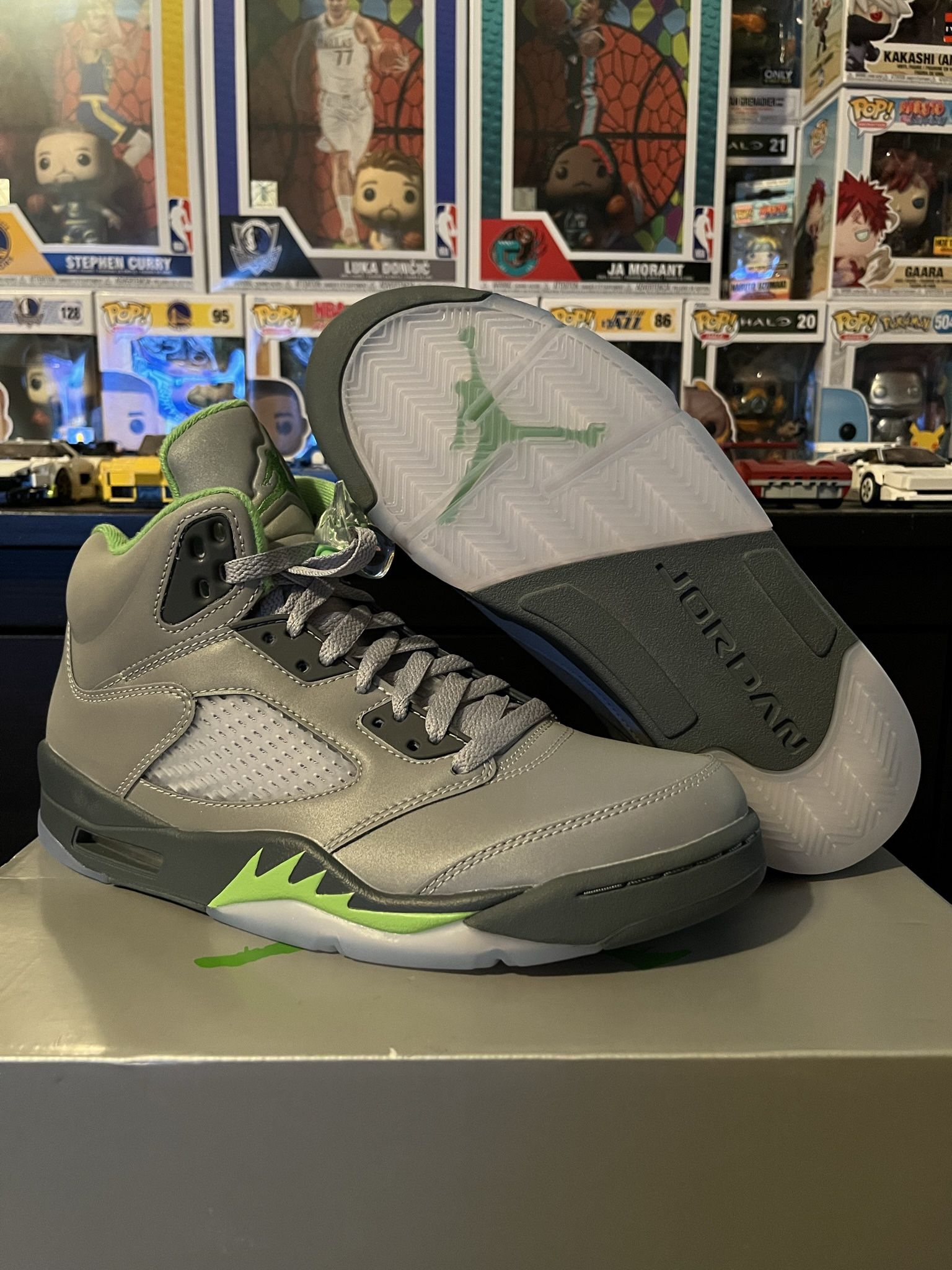 Jordan Retro 5 Size 8 Men