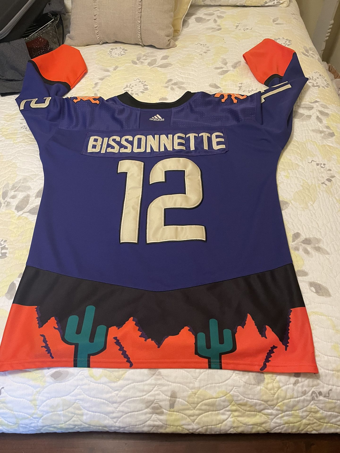 XL paul Bissonnette Jersey for Sale in Weymouth, MA - OfferUp