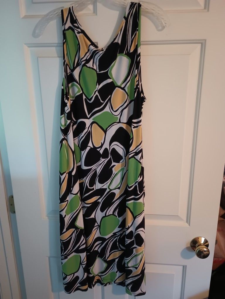 Stretchy Lily Black, Yellow And Green  Floral Sleeveless Dress Large Shift