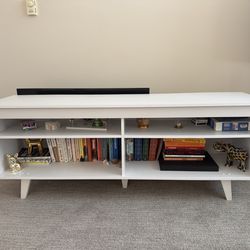 White TV stand / Media Console