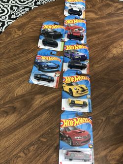 7 Pack hot wheels, *NEGOTIABLE*