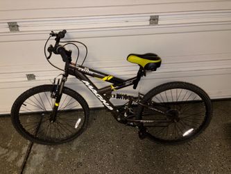 Magna Excitor 26 in Full Suspension Mountain Bike 21-Speed V-Brake Black/Yellow