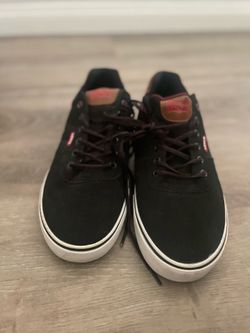 Levi's black sneakers. Size 13