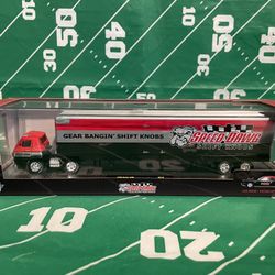 M2 Machines Auto Haulers Speed Dawg Set '69 Dodge L600 & '71 Plymouth HEMI Cuda
