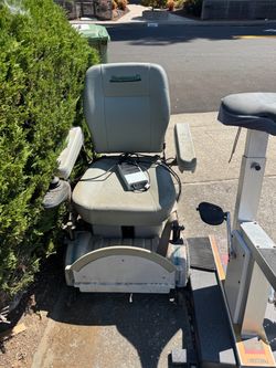 Hoveround Electric Power Wheelchair