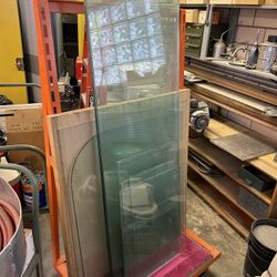 FREE GLASS