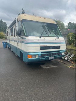 31’ 1994 Covington RV