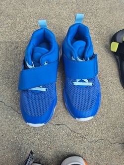 Kids shoes/ Slippers