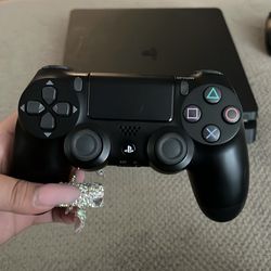 PS4 + 1 CONTROLLER