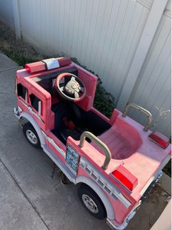 Ride on fire truck. FREE