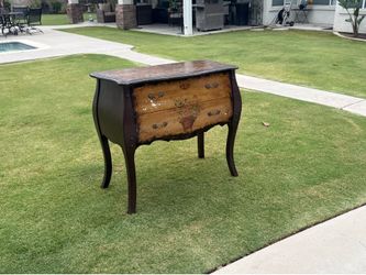 Vintage Italian style 2 drawer table