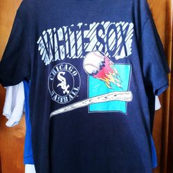 Chicago White Sox Baseball Vintage Large L Early 90's Shirt