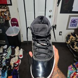 Nike Air Jordan 11 Retro
Playoffs Bred (2019) Men's Size 12 Great Condition 