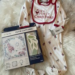 My First Christmas Onesie With Matching Bib~cutie Captures Blanket Set 