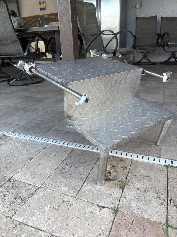 silver metal diamond plate step
