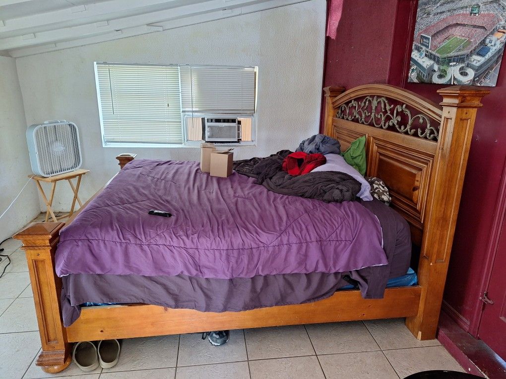 King Size Bed Frame Solid Wood