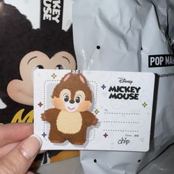 Chip & Dale Mickey Family Cute Together
