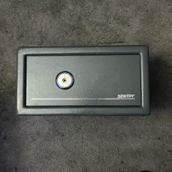 Sentry Steel Safe Lock Box /w Key
