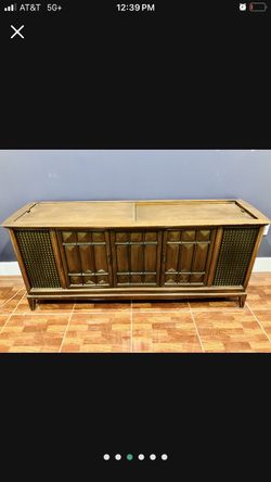 Mueble tocadiscos vintage en excelente estado 🎶