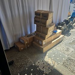 Free cardboard Boxes