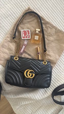 Gucci GG Marmont bag in black