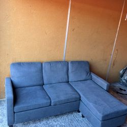 Sectional Couch - FREE DELIVERY 