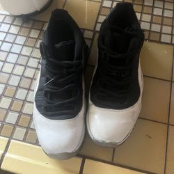 Jordan 11s