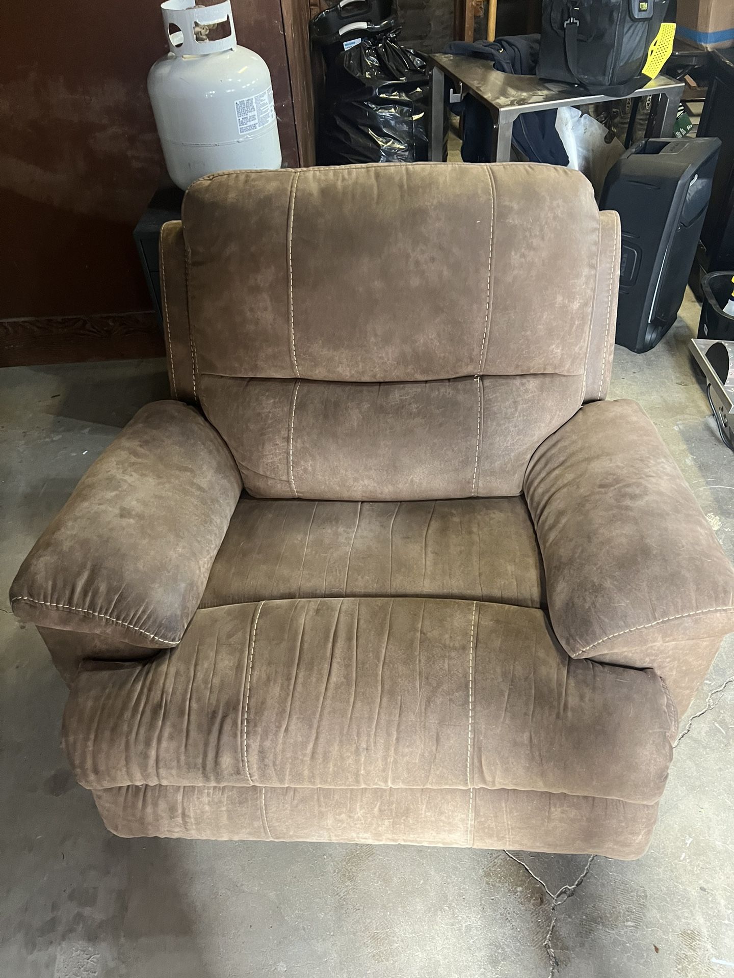 Recliner/Rocking Chair 