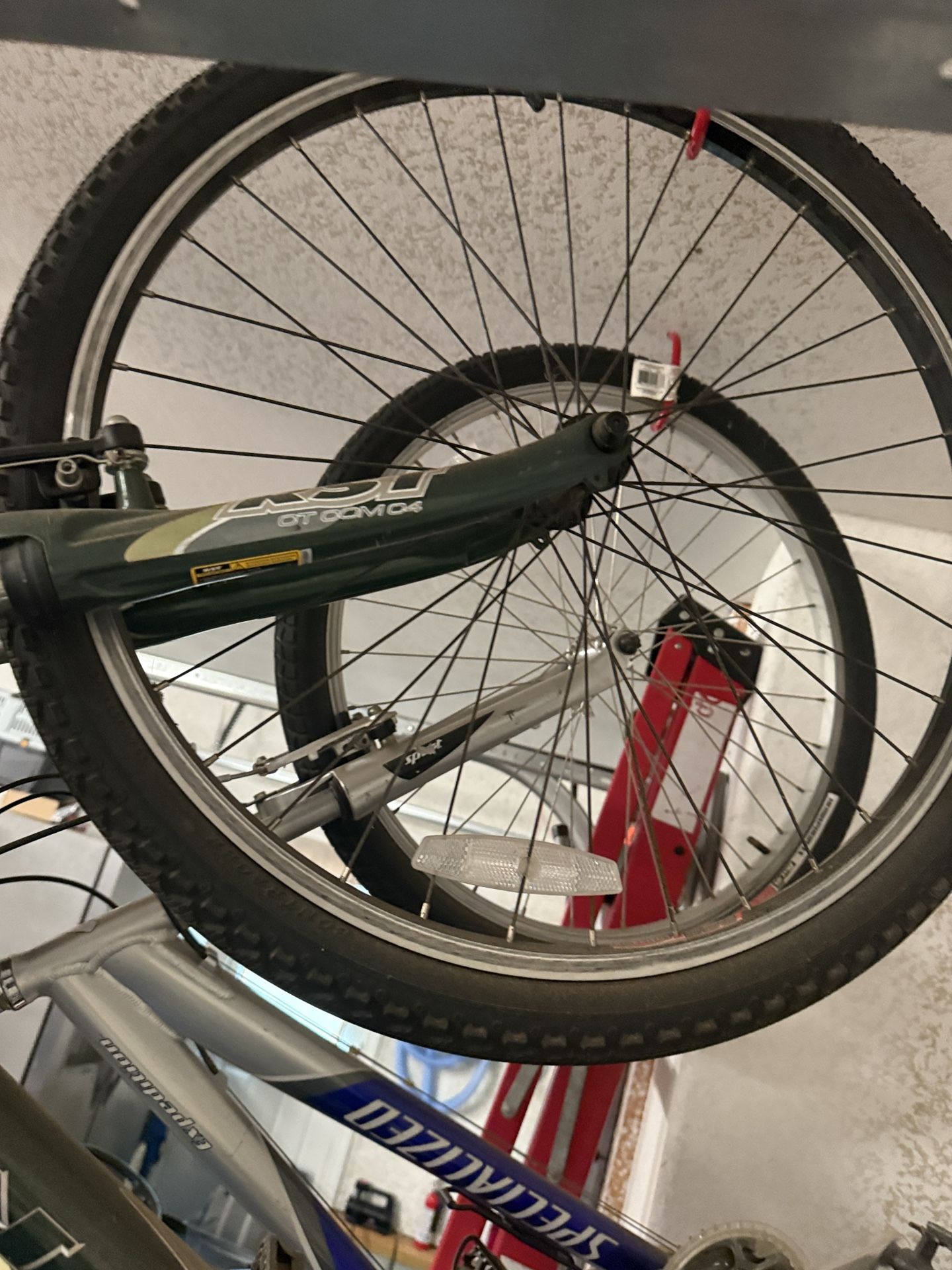 Navigator Trek 100