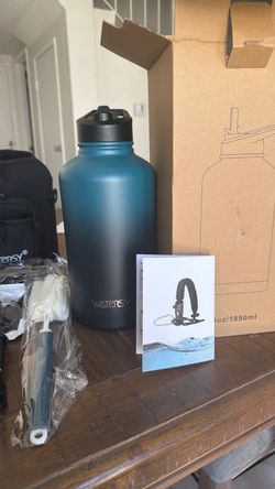 Water bottle