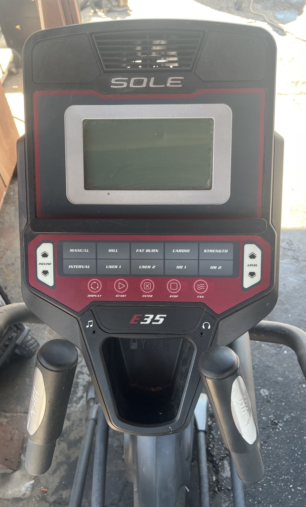 Elliptical Sole E35