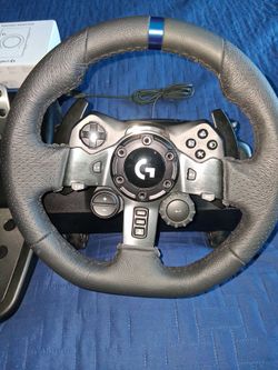 Logitech G923 wheel pedal  and shifter for a PS5