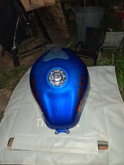 Suzuki hyabusa  gas tank