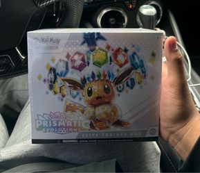 Prismatic evolutions etb pokemon