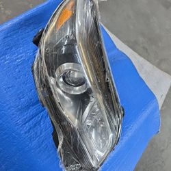 2013-2015 RIGHT PASSENGER SIDE CHEVROLET MALIBU TYC HEADLIGHT