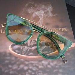 Unisex Sunglasses – Green Transparent Frame, Modern Style