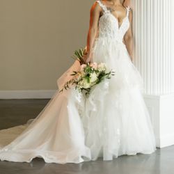 Size 3/4 - Wedding Dress / Ball Gown 