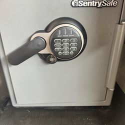Sentry Safe Fire Proof 