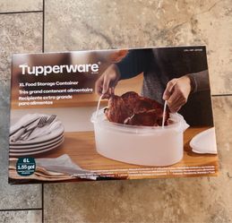 New XL Tupperware Food Storage Container