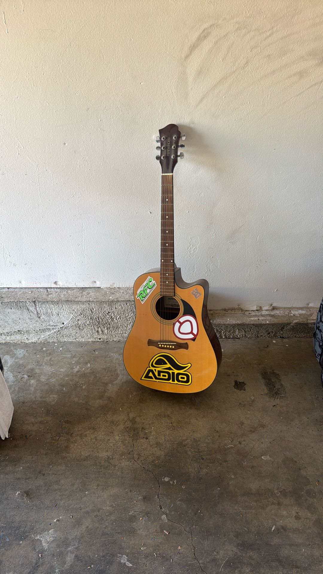 Fernandez Electric/Acoustic Guitar