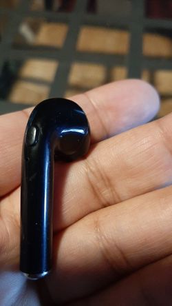 Brand new bluetooth updated enhanced version earpods earphones with mini portable charging case