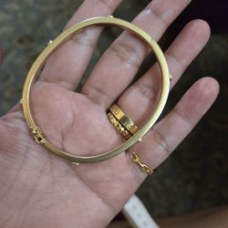 14k Bangle Bracelet