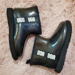 UGG  Classic Clear Winter Boots Kids SZ#2