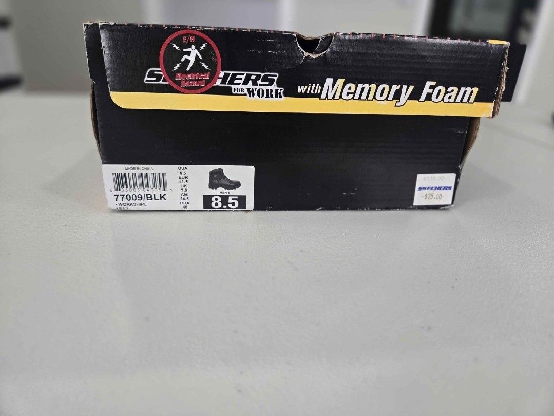 Mens Skechers Work Shoes Size 8.5