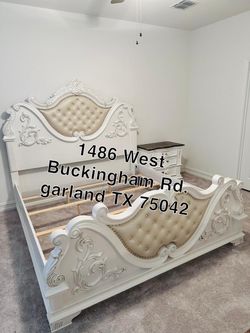 Furniture bedroom set